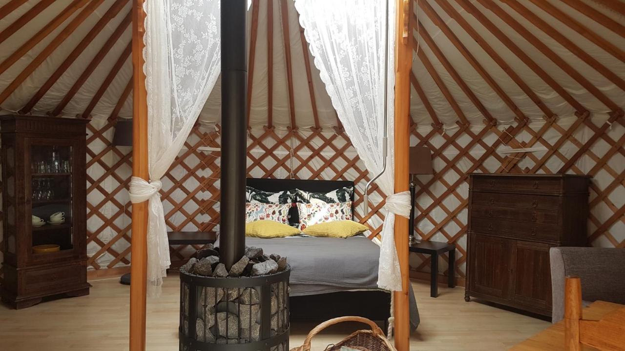 Camping Het Vossenhol เออร์เมโล ภายนอก รูปภาพ