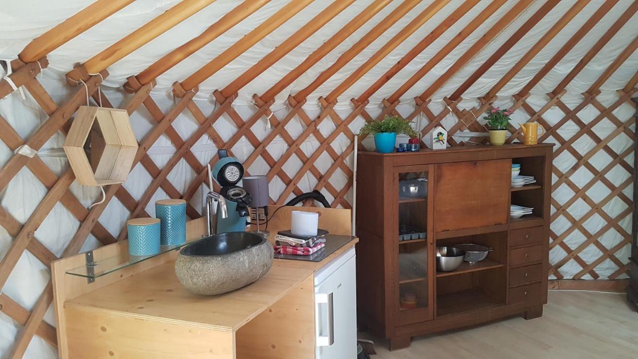 Camping Het Vossenhol เออร์เมโล ภายนอก รูปภาพ