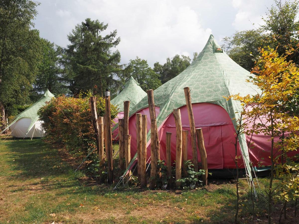 Camping Het Vossenhol เออร์เมโล ภายนอก รูปภาพ